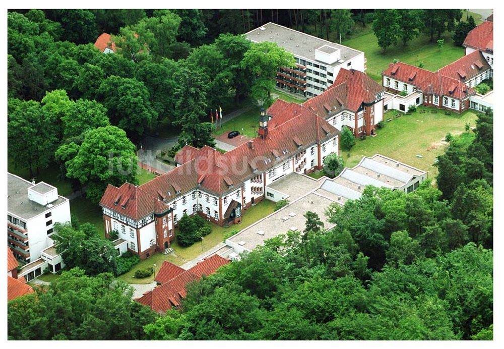 Luftaufnahme Belzig / BRB - Blick auf die Reha - Klinikum Hoher Fläming in Belzig