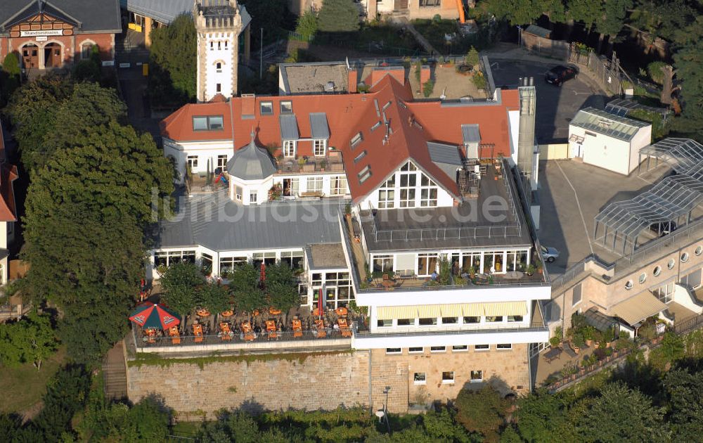 Luftaufnahme Dresden - Blick auf das Restaurant Luisenhof direkt neben der Standseilbahn im Stadtteil Weißer Hirsch in Dresden