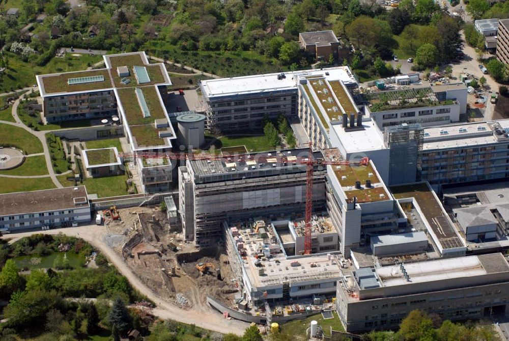 Stuttgart aus der Vogelperspektive: Blick auf das Robert-Bosch-Krankenhaus während des Modernisierungsprojektes Perspektiven - Neues schaffen für die Zukunft