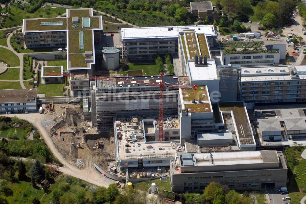 Luftbild Stuttgart - Blick auf das Robert-Bosch-Krankenhaus während des Modernisierungsprojektes Perspektiven - Neues schaffen für die Zukunft