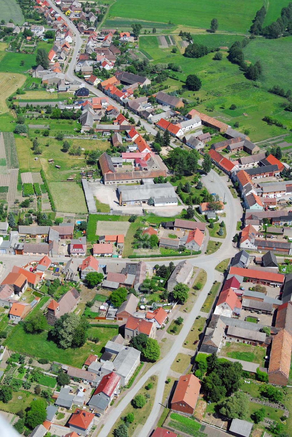 Rosian aus der Vogelperspektive: Blick auf Rosian