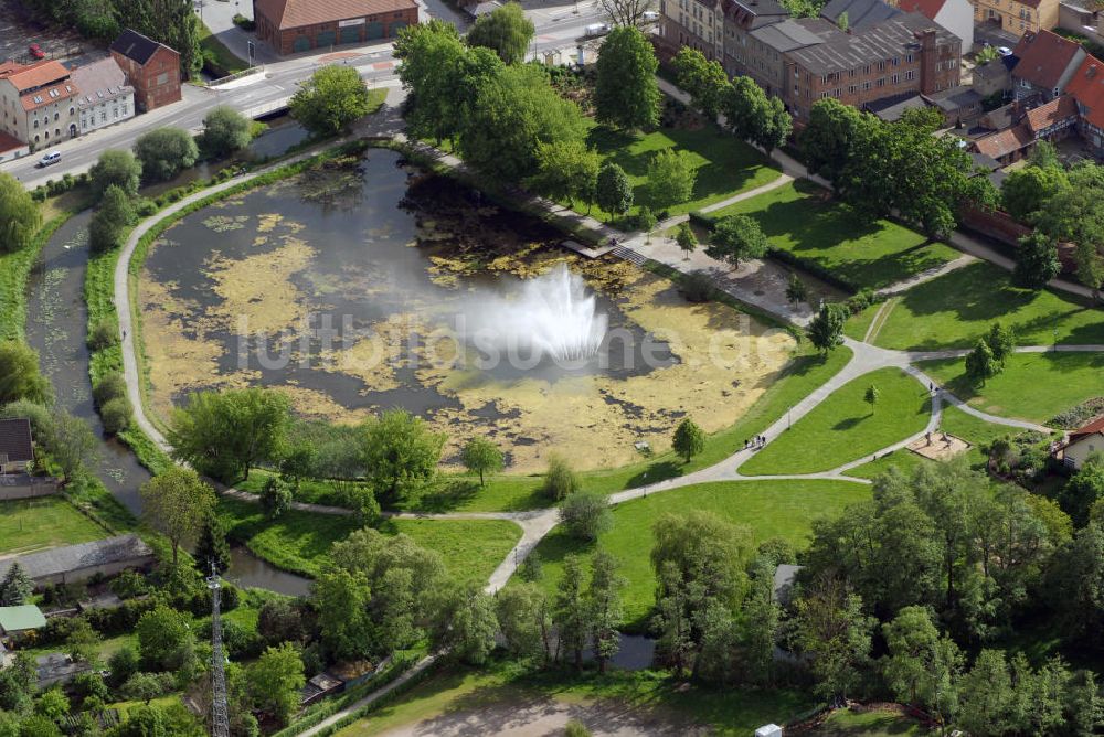 Luftbild Rostock - Blick auf Rostocker Stadtpark am Schröderplatz