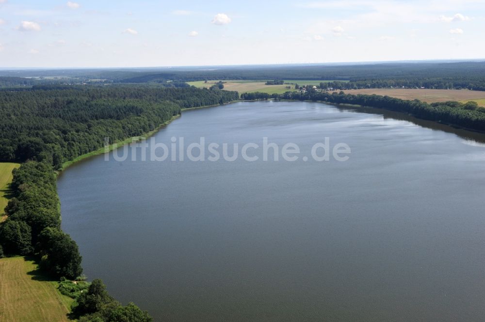 Lenzen aus der Vogelperspektive: Blick auf den Rudower See bei Lenzen im Bundesland Brandenburg