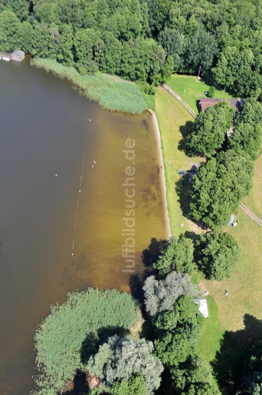 Leuengarten von oben - Blick auf den Rudower See bei Leuengarten im Bundesland Brandenburg