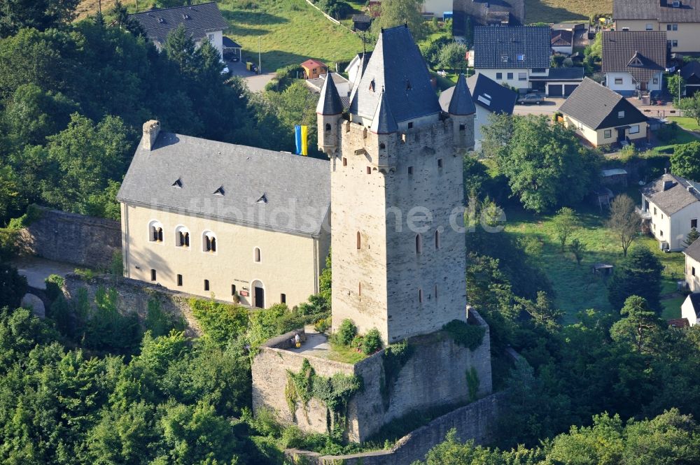 Nassau von oben - Blick auf die Ruine der Burg Nassau nahe dem gleichnamigen Ort im Bundesland Rheinland-Pfalz