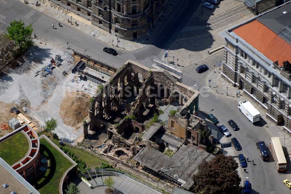 Dresden von oben - Blick auf die Ruine des Kurländer Palais am Tzschirnerplatz in Dresden