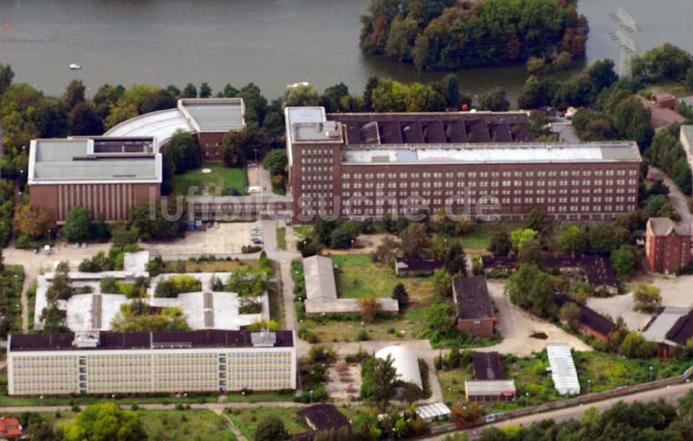 Berlin von oben - Blick auf das Rundfunzentrum Nalepastraße in Berlin