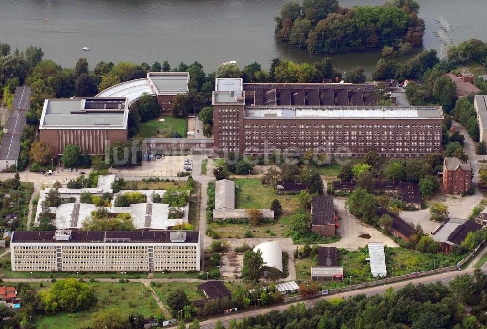 Luftbild Berlin - Blick auf das Rundfunzentrum Nalepastraße in Berlin