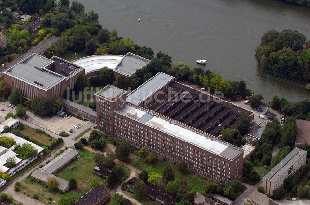 Luftaufnahme Berlin - Blick auf das Rundfunzentrum Nalepastraße in Berlin