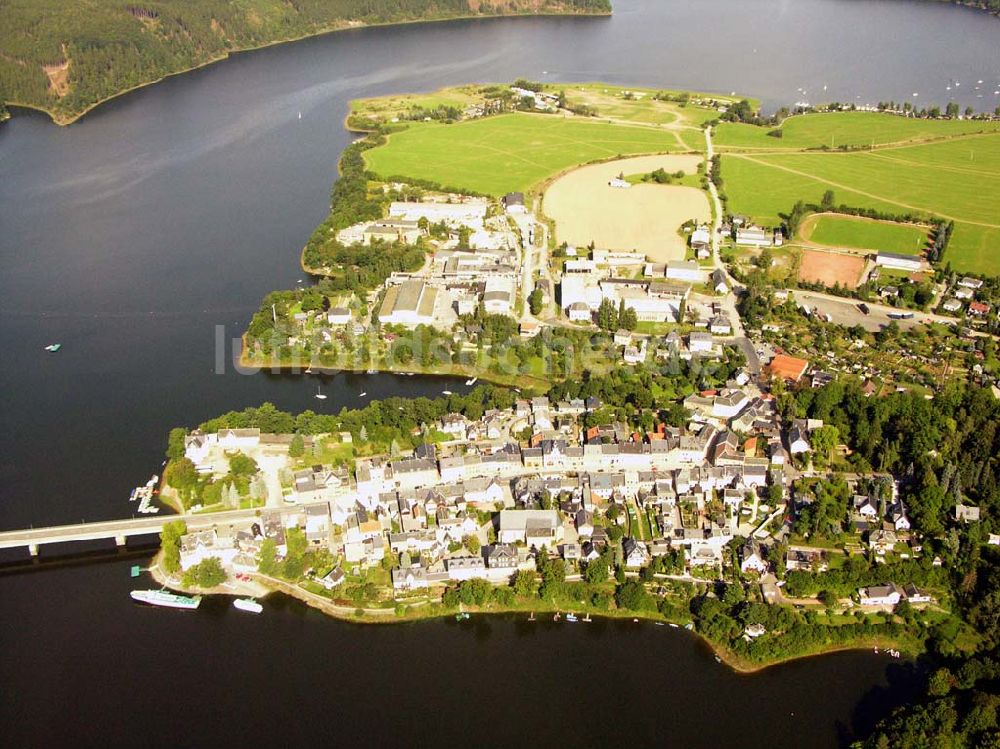 Luftbild Saalburg - Blick auf Saalburg an der Bleilochtalsperre