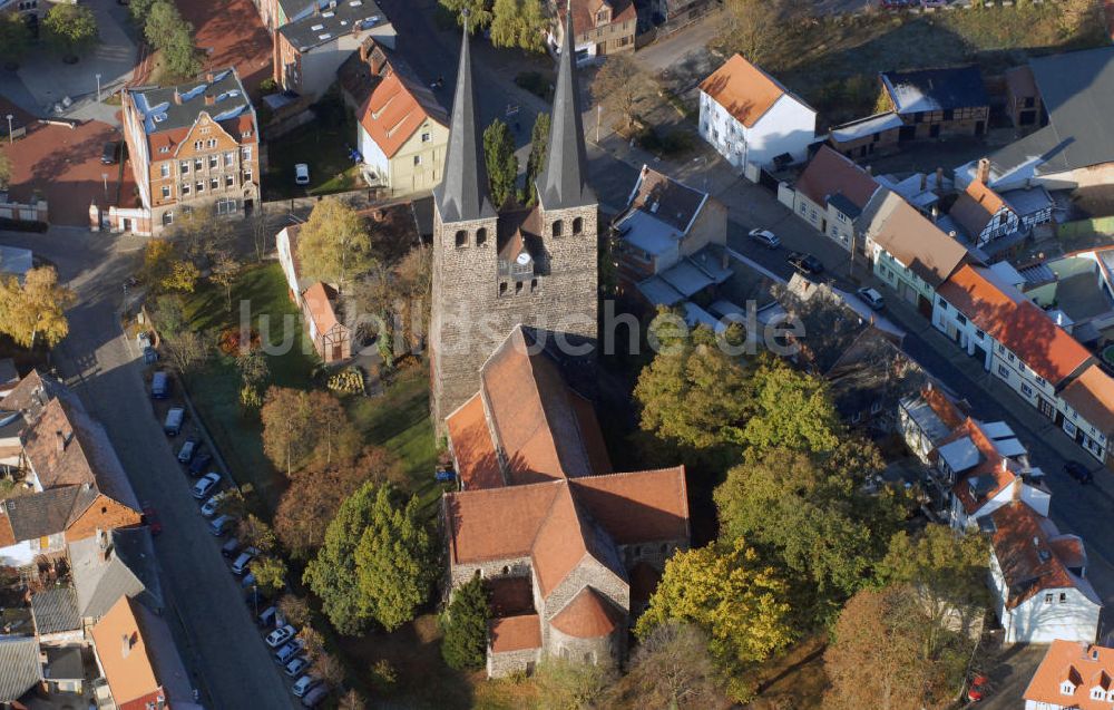 Luftaufnahme Burg - Blick auf die Sankt Nicolai Kirche in Burg