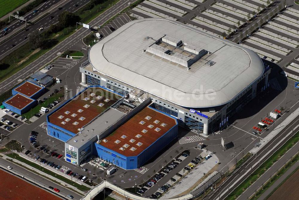 Mannheim aus der Vogelperspektive: Blick auf die SAP Arena am Flughafen Mannheim