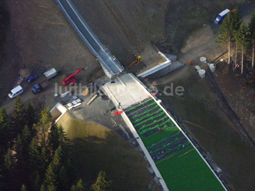 Klingenthal ( Sachsen ) aus der Vogelperspektive: Blick auf die Schanze am Schwarzberg