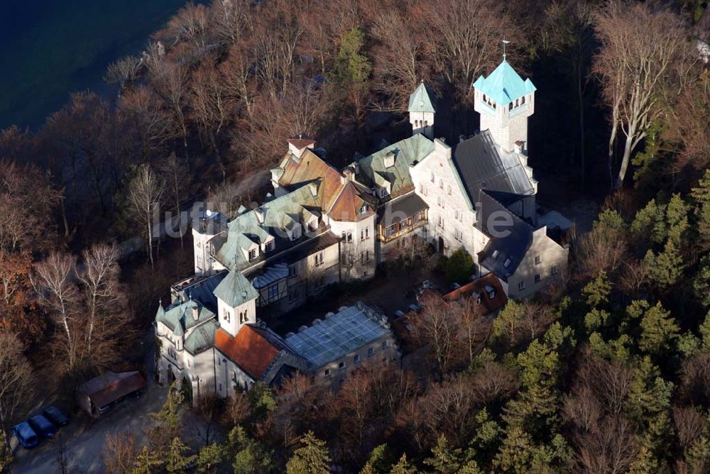 Luftaufnahme Berg - Blick auf das Schloss Berg