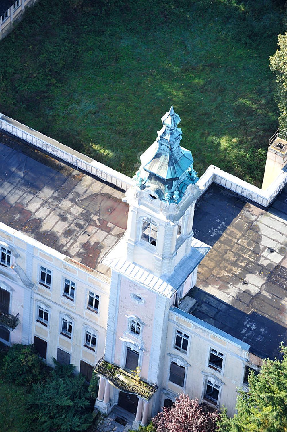 Schönwalde aus der Vogelperspektive: Blick auf das Schloss Dammsmühle bei Schönwalde