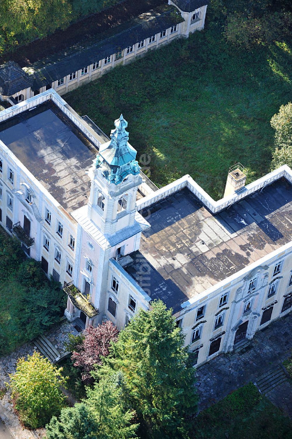 Luftbild Schönwalde - Blick auf das Schloss Dammsmühle bei Schönwalde