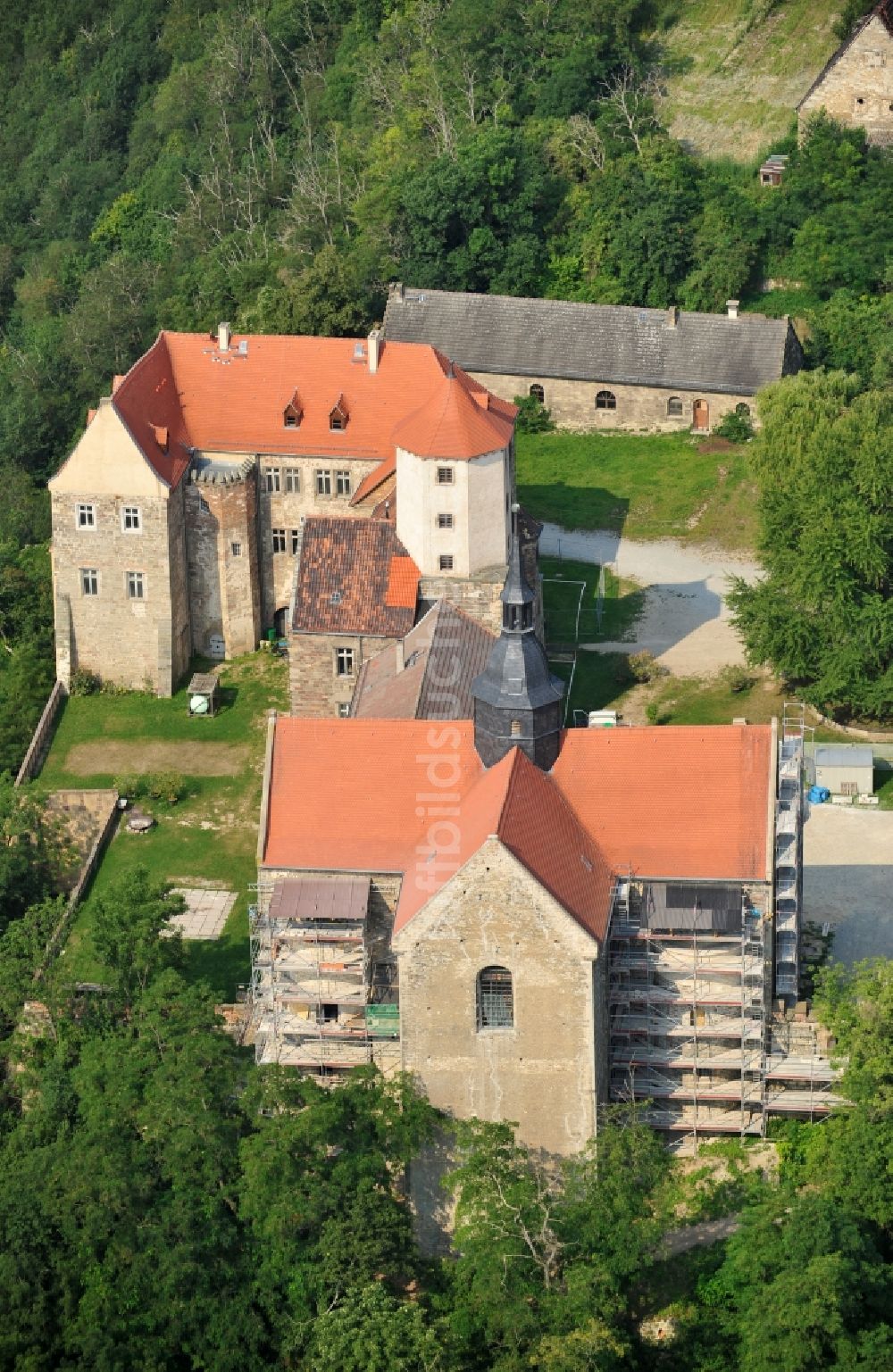 Goseck von oben - Blick auf das Schloss Goseck in der gleichnamigen Stadt im Bundesland Sachsen-Anhalt