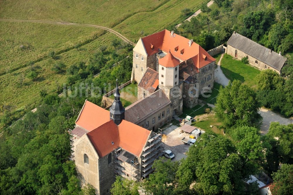 Goseck von oben - Blick auf das Schloss Goseck in der gleichnamigen Stadt im Bundesland Sachsen-Anhalt