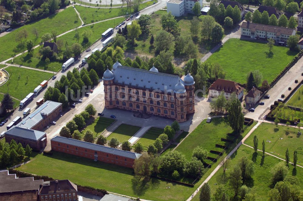 Luftaufnahme KARLSRUHE - Blick auf das Schloss Gottesaue in Karlsruhe-Oststadt