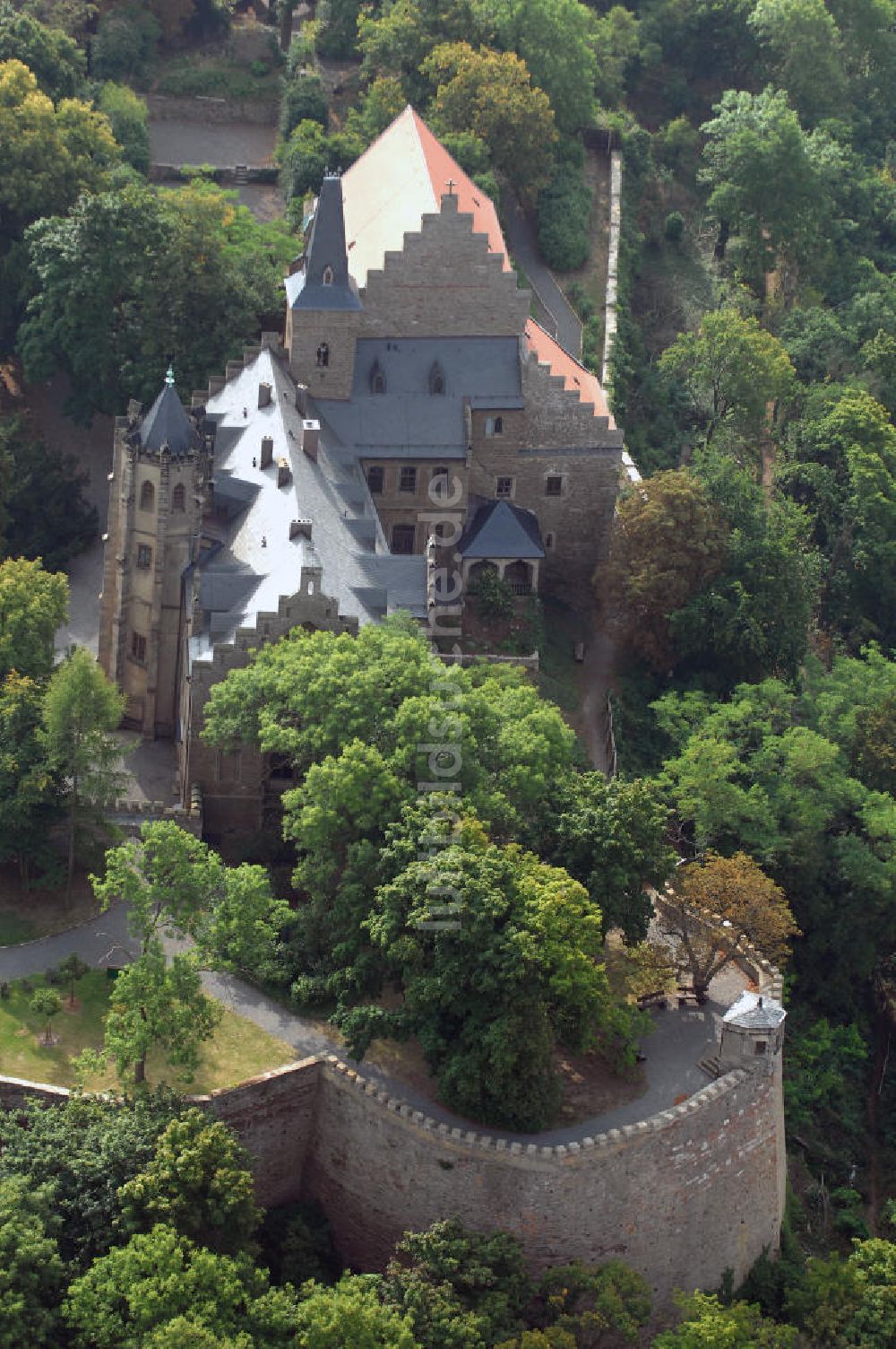 Luftbild Mansfeld - Blick auf das Schloss Mansfeld