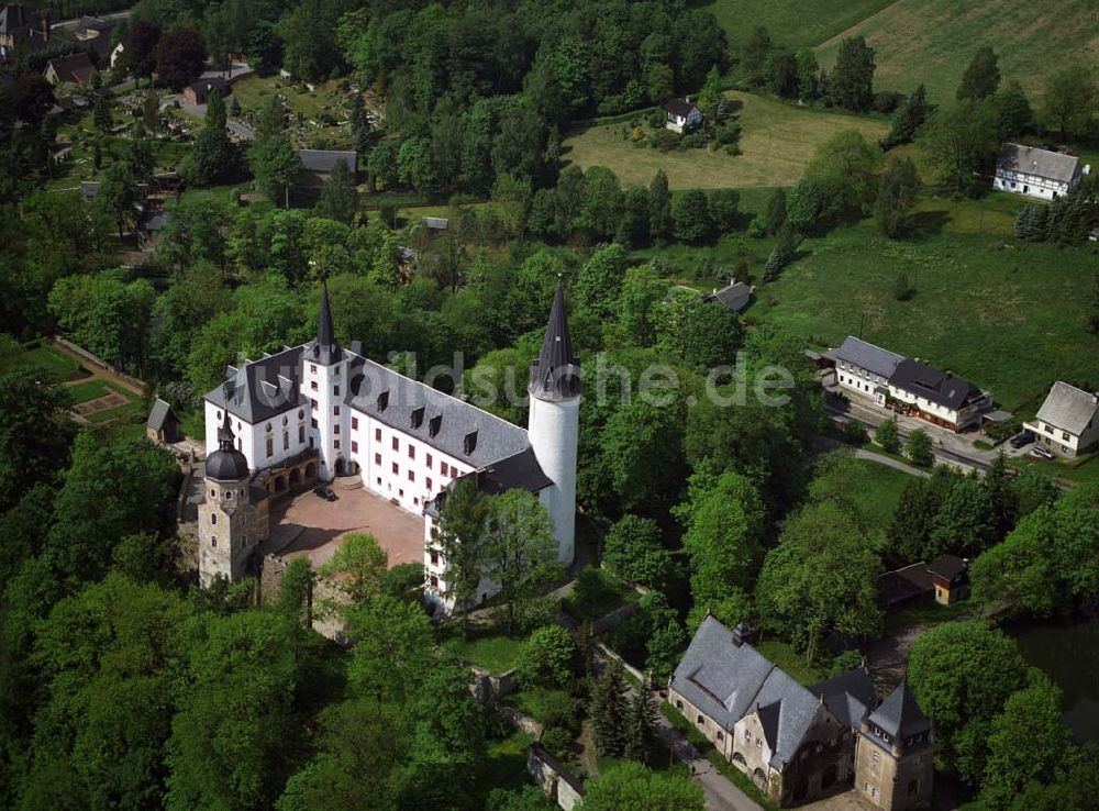 Luftbild Neuhausen/Erzgeb. - Blick auf das Schloss Purschenstein in Neuhausen/Erzgeb.