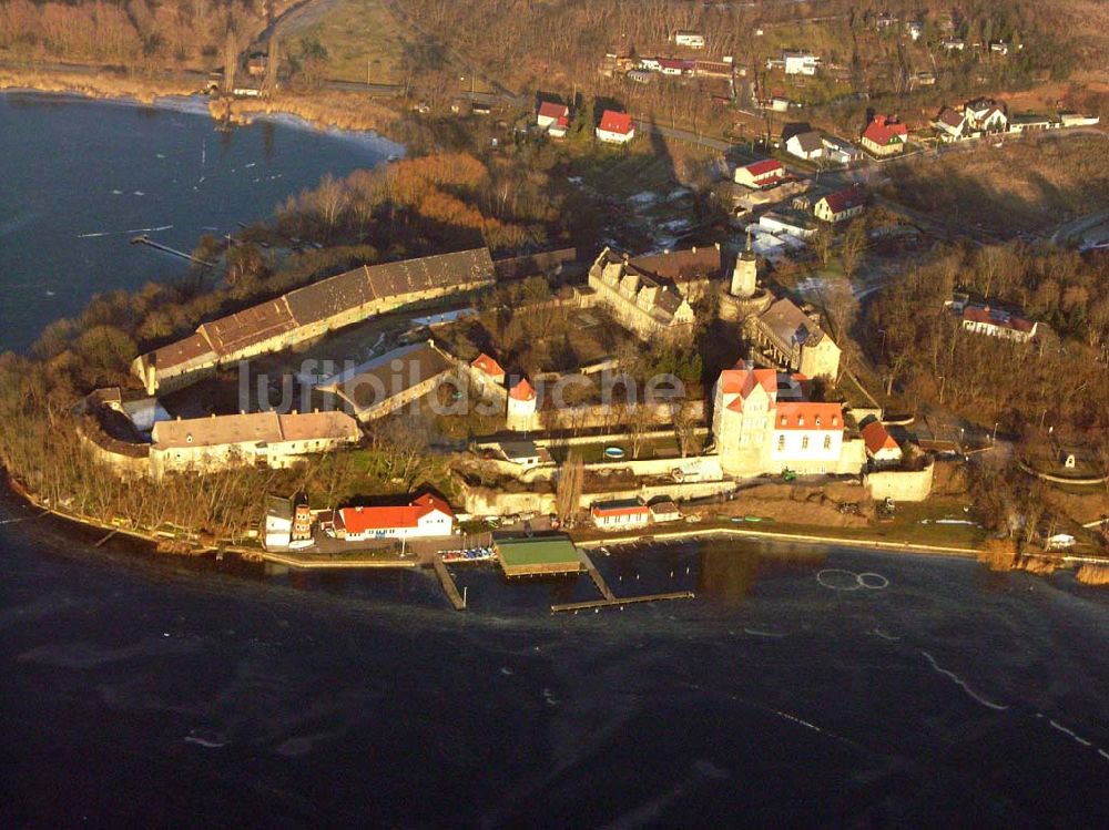 Seeburg / Sachsen-Anhalt aus der Vogelperspektive: Blick auf das Schloss-Seeburg in Sachsen-Anhalt