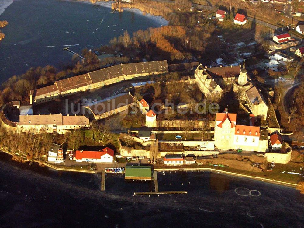 Luftbild Seeburg / Sachsen-Anhalt - Blick auf das Schloss-Seeburg in Sachsen-Anhalt