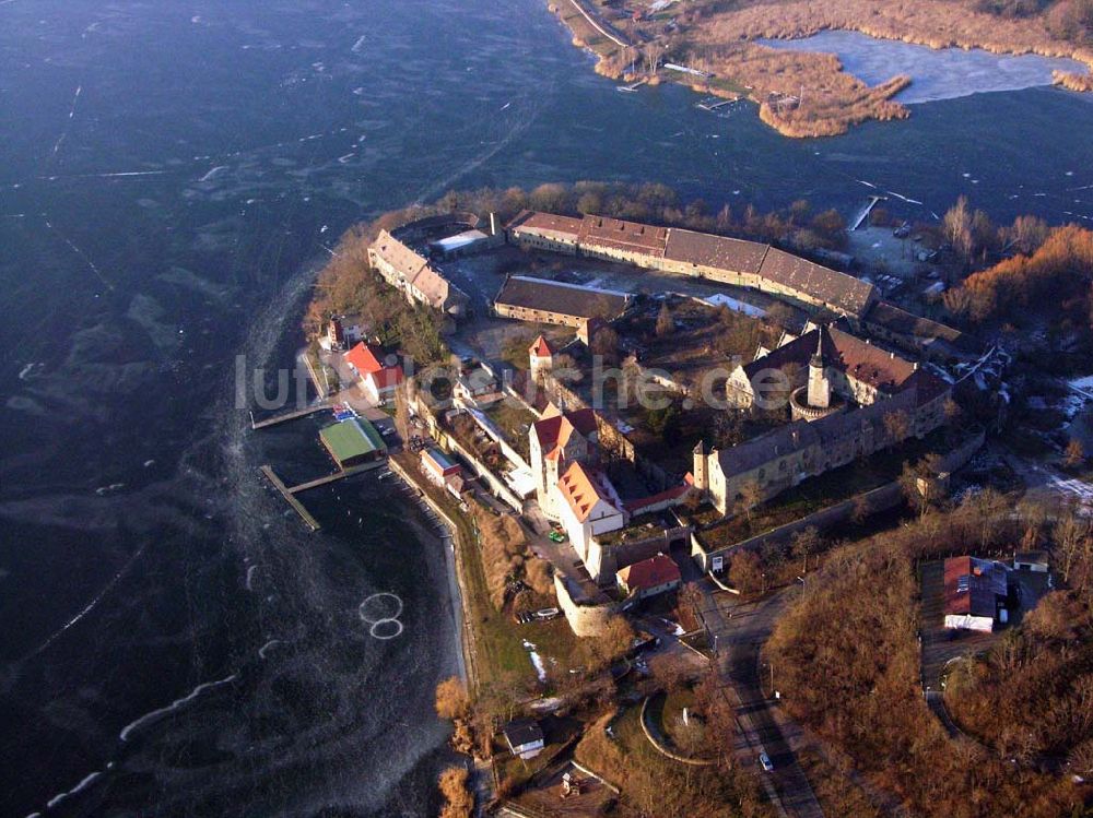 Luftbild Seeburg / Sachsen-Anhalt - Blick auf das Schloss-Seeburg in Sachsen-Anhalt