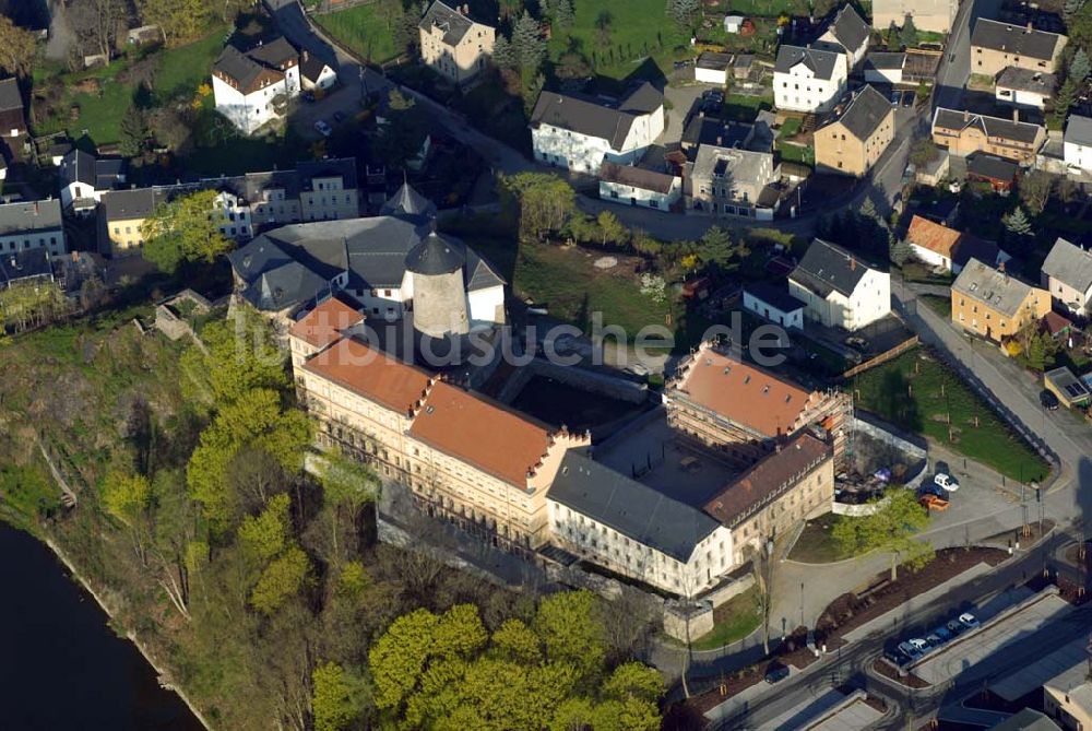 Oelsnitz (Vogtland) aus der Vogelperspektive: Blick auf Schloss Voigtsberg in Oelsnitz
