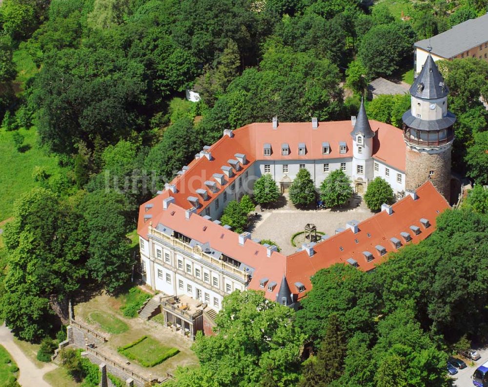 Luftaufnahme Wiesenburg - Blick auf das Schloss Wiesenburg in Wiesenburg/Brandenburg