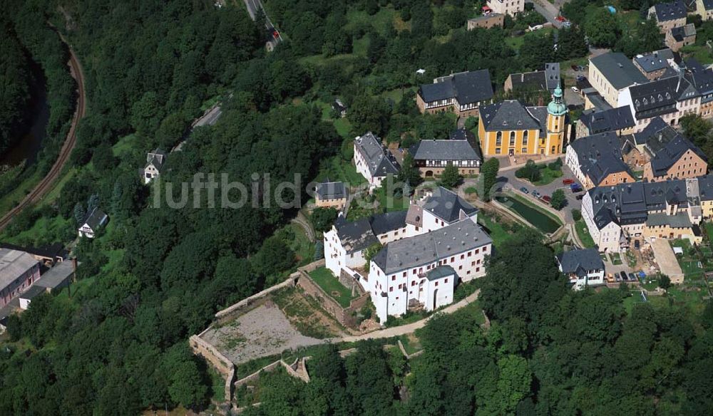 Wolkenstein aus der Vogelperspektive: Blick auf das Schloss Wolkenstein und die Kirche Kirche St. Bartolomäus in Wolkenstein/Sachsen