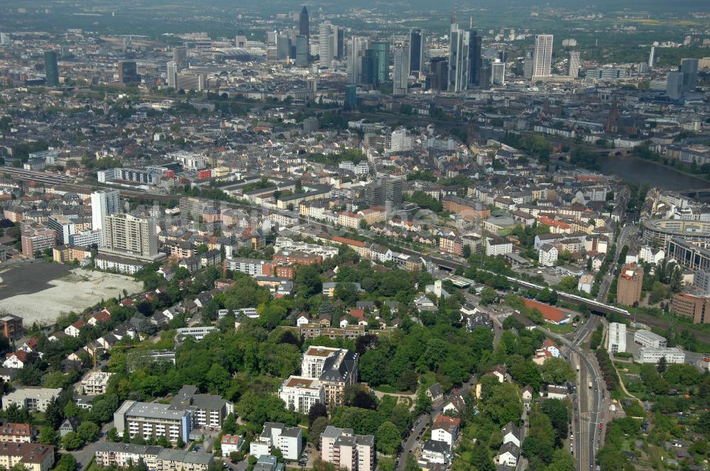 Frankfurt am Main aus der Vogelperspektive: Blick auf die SchlossResidence Mühlberg im Frankfurter Stadtteil Sachsenhausen