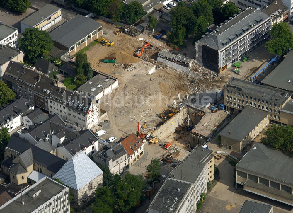 Köln von oben - Blick auf die seit wenigen Tagen nicht mehr überdachte und nunmehr beräumte Unglücksstelle des eingestürzten Stadtarchiv in Köln