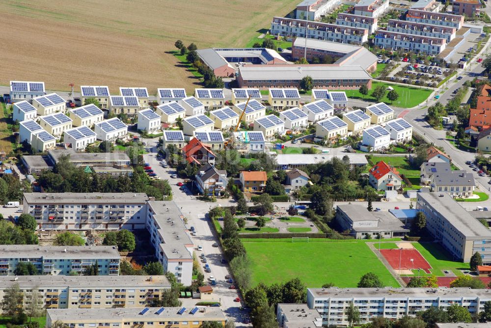 Luftaufnahme Fürstenfeldbruck - Blick auf eine Solar - Wohnanlage in Fürstenfeldbruck