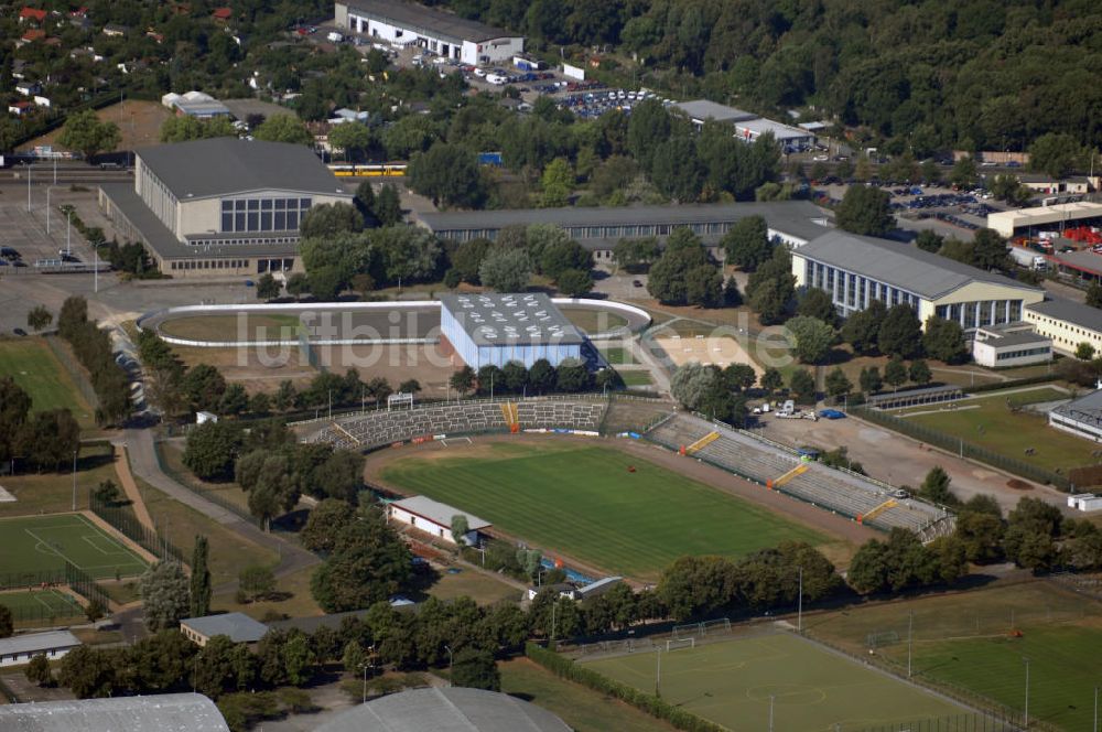 Berlin von oben - Blick auf das Sportforum Hohenschönhausen