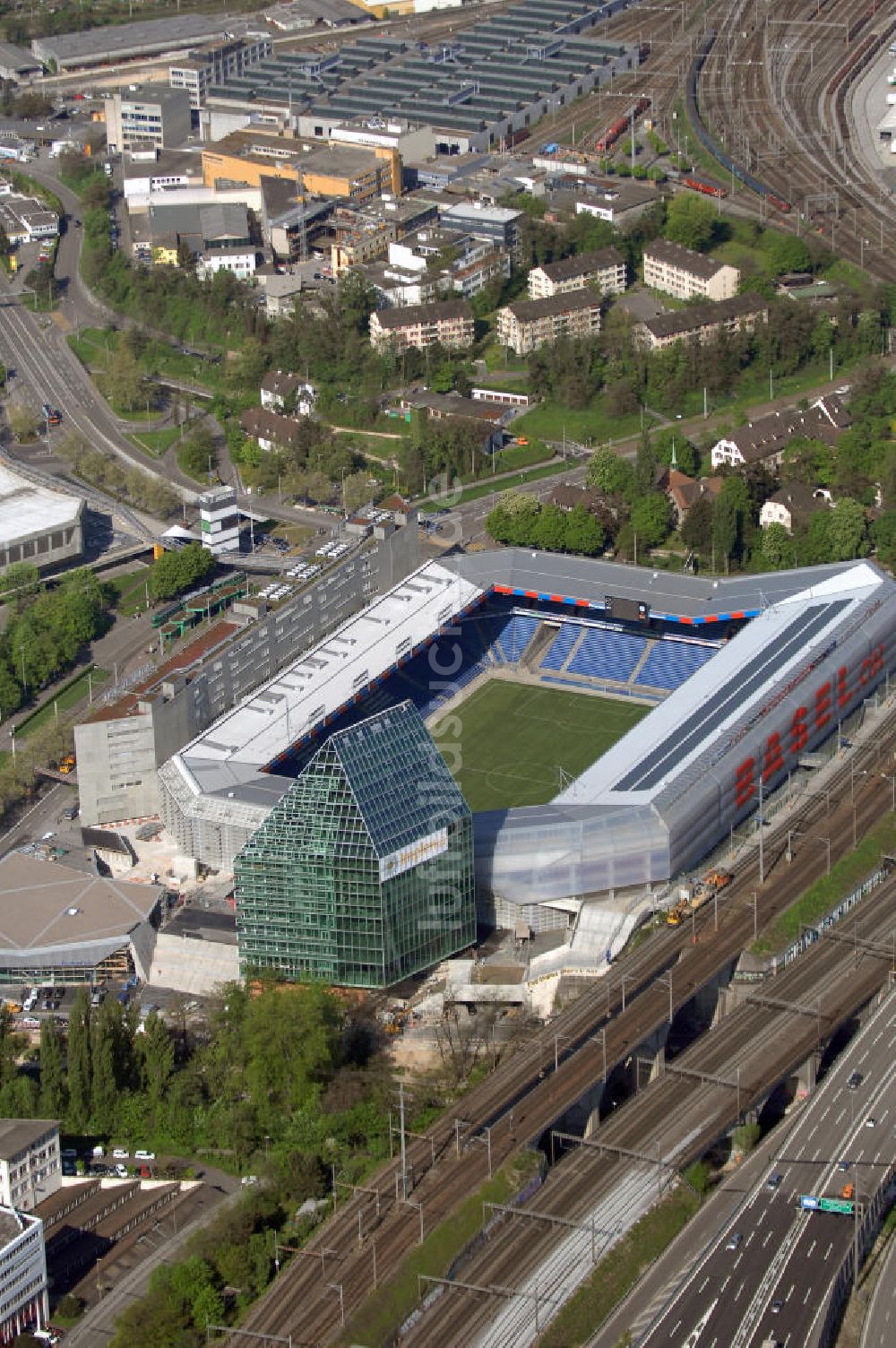 Basel aus der Vogelperspektive: Blick auf das Stadion St. Jakob-Park in Basel