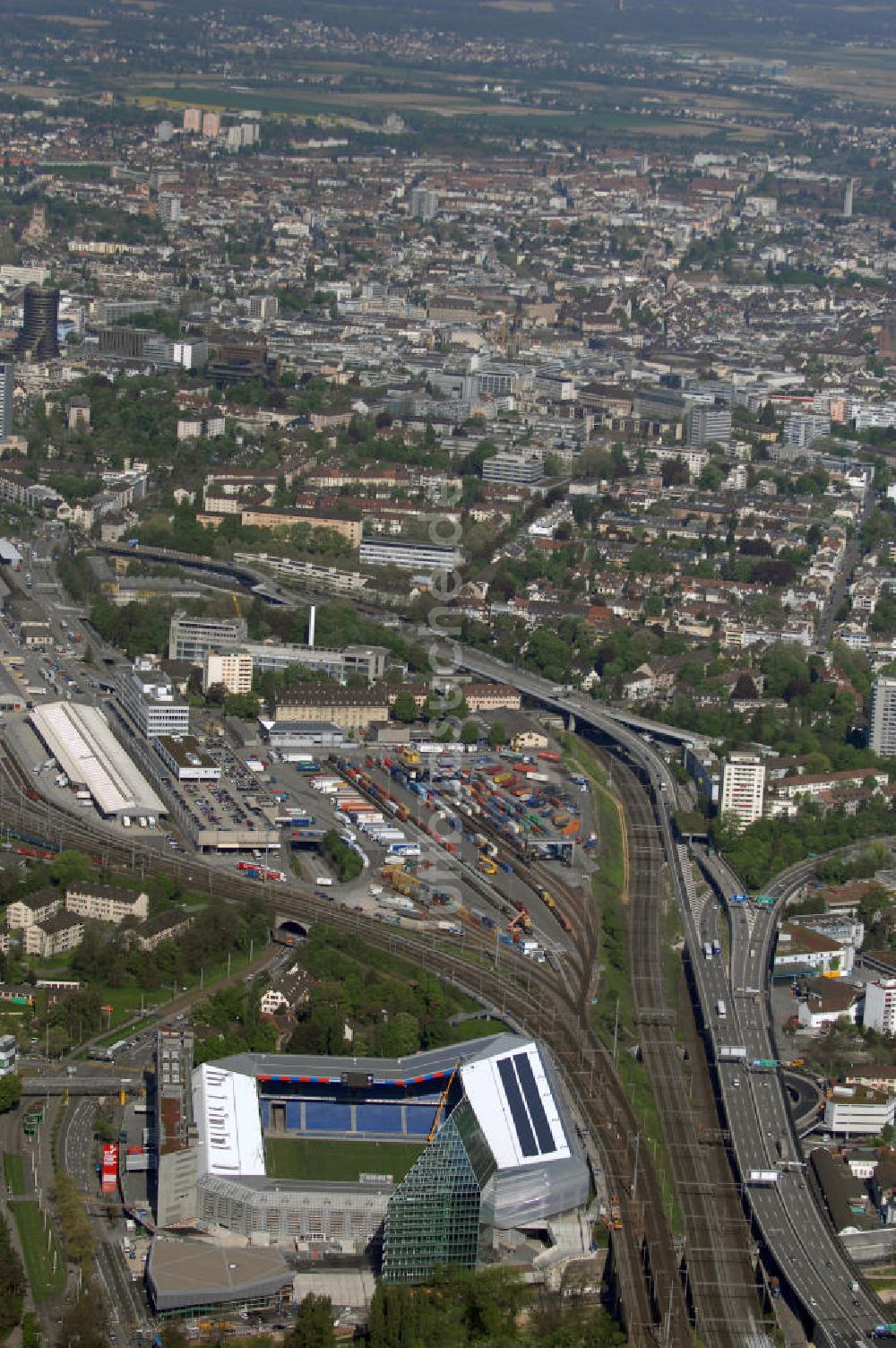 Basel aus der Vogelperspektive: Blick auf das Stadion St. Jakob-Park in Basel