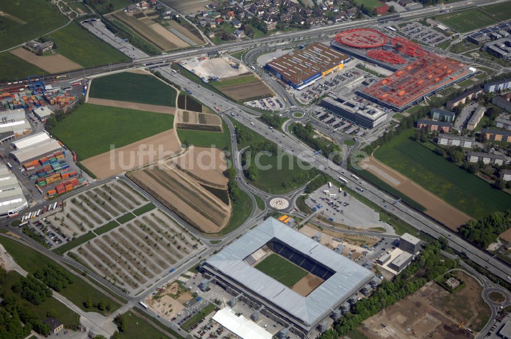 Luftaufnahme Salzburg - Blick auf das EM Stadion Wals-Siezenheim bei Salzburg