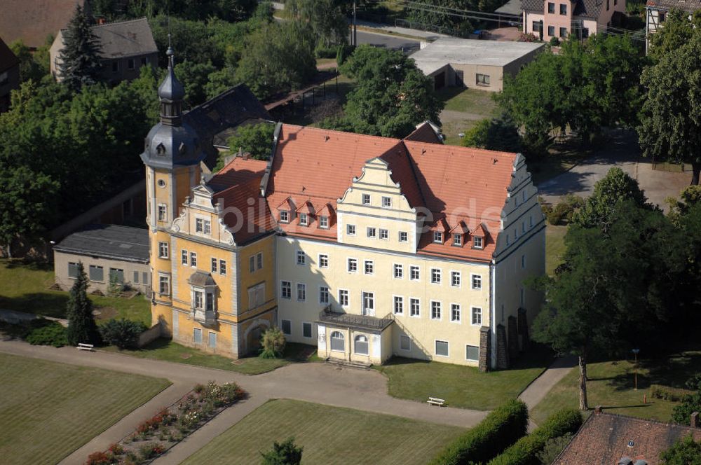 Thallwitz von oben - Blick auf die Stadt Thallwitz und das Schloss mit Park