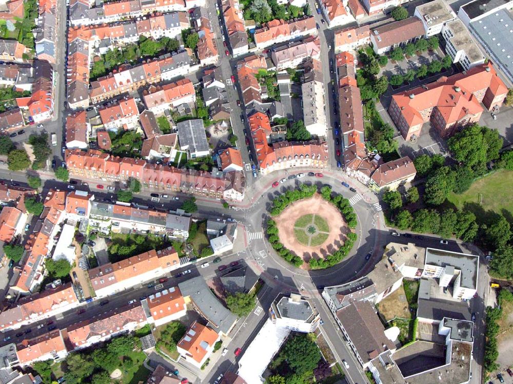 Luftaufnahme Kaiserslautern / Rheinland-Pfalz - Blick auf das Stadtzentrum von Kaiserslautern in Rheinland-Pfalz