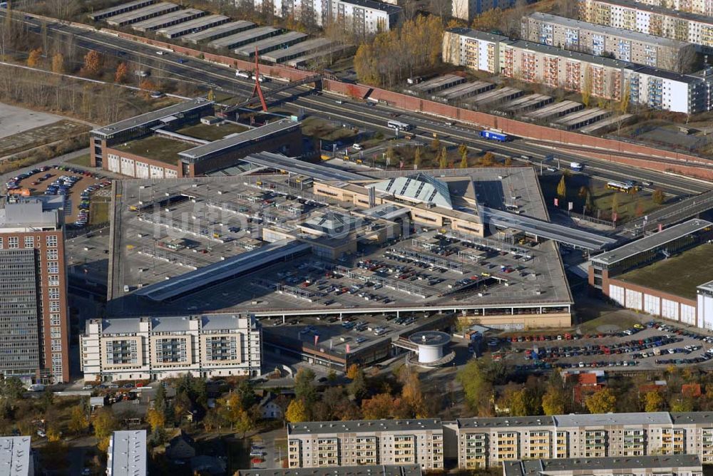 Potsdam aus der Vogelperspektive: Blick auf das Sterncenter in Potsdam-Drewitz Stern-Center