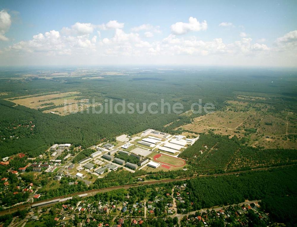 Lehnitz von oben - Blick auf stillgelegten Truppenübungsplatz Lehnitz bei Oranienburg