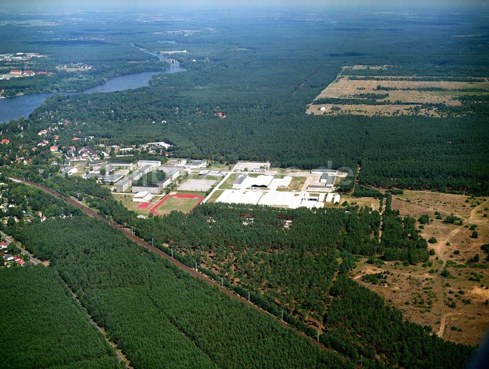 Lehnitz von oben - Blick auf stillgelegten Truppenübungsplatz Lehnitz bei Oranienburg