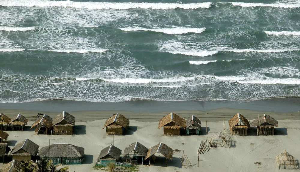 Lingayen aus der Vogelperspektive: Blick auf den Strand von Mabini