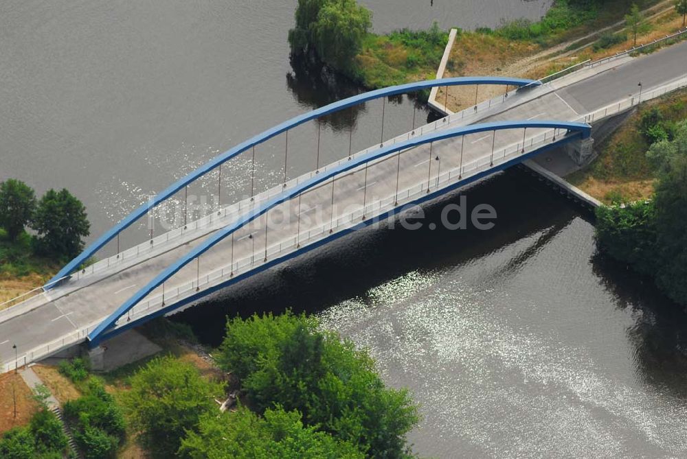 Luftaufnahme Marquardt (Brandenburg) - Blick auf eine Straßenbrücke bei Marquardt/Brandenburg, errichtet von der Schäler Berlin GmbH