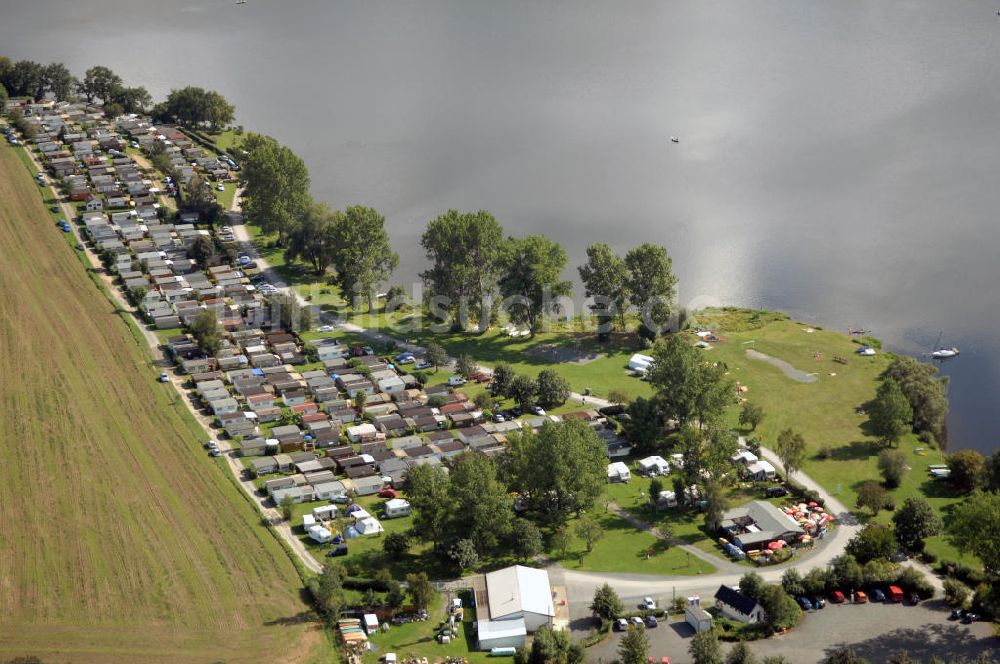 Oelsnitz aus der Vogelperspektive: Blick auf die Talsperre Pirk mit einem Campingplatz