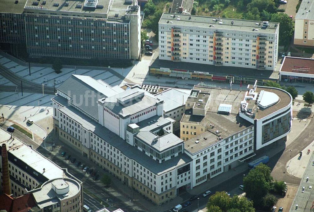 Magdeburg (Sachsen-Anhalt) von oben - Blick auf das theater Magdeburg