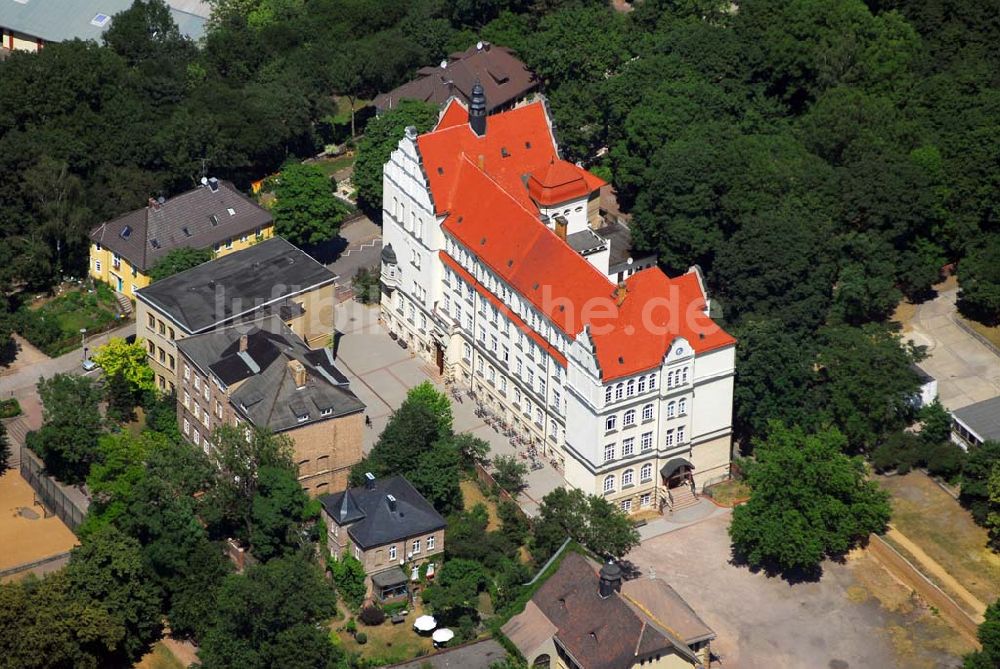 Luftaufnahme Halle/Saale - Blick auf das Thomas-Müntzer-Gymnasium in der Friedenstraße in Halle-Giebichenstein