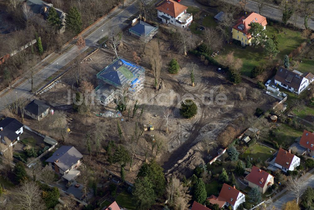 Luftbild Potsdam-Babelsberg - Blick auf den Umbau des ehemaligen Anwesens der Filmhochschule Potsdam in ein Wohnhaus an der Rosa-Luxemburg Strasse 24