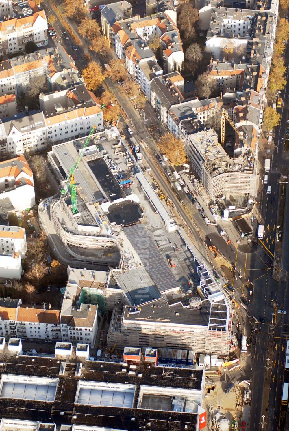 Luftaufnahme Berlin Steglitz - Blick auf die Umbau- und Erweiterungsbauarbeiten am FORUM STEGLITZ